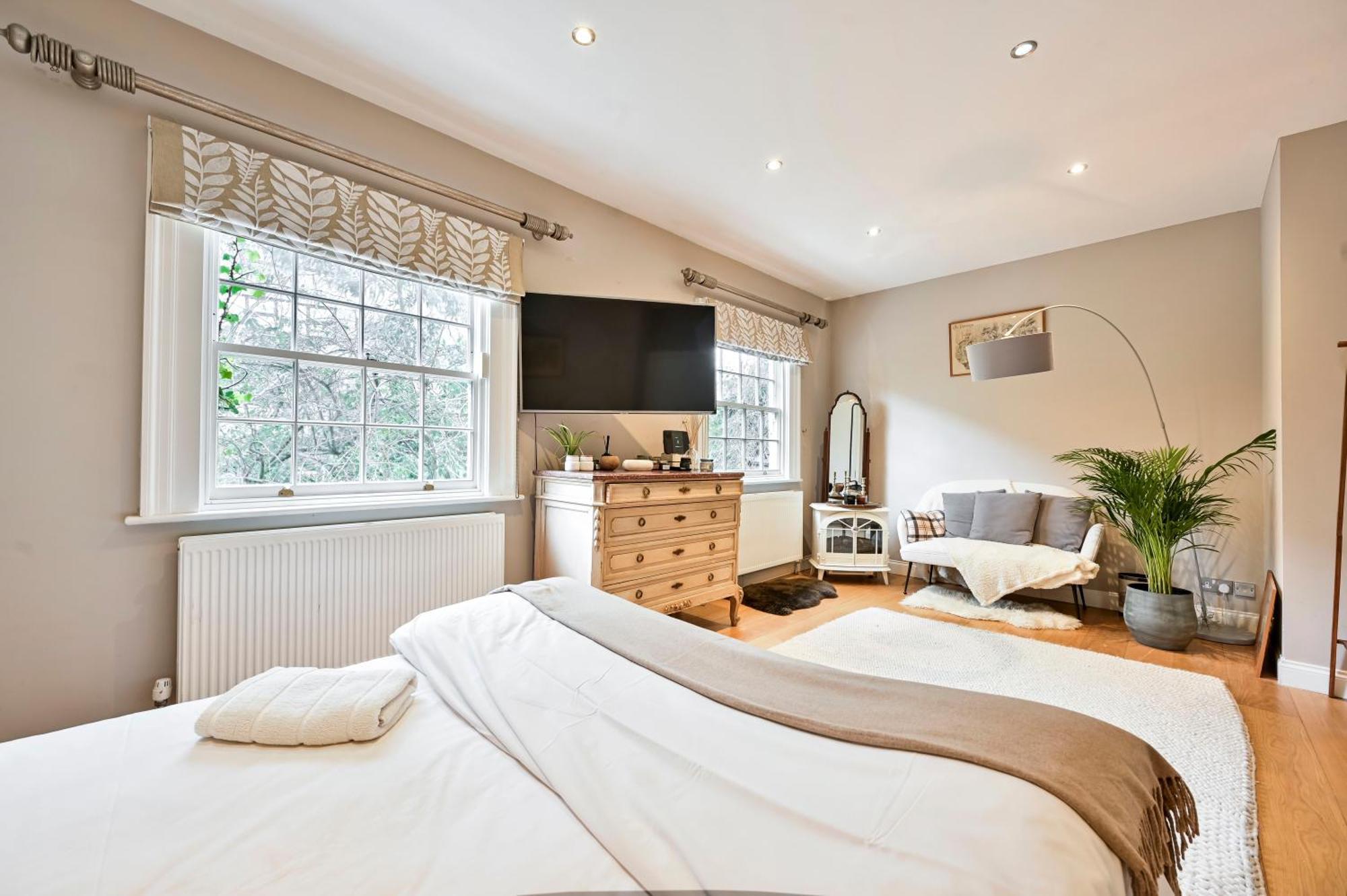 Magnificent 2 Bed Hyde Park Mews House Daire Londra Dış mekan fotoğraf
