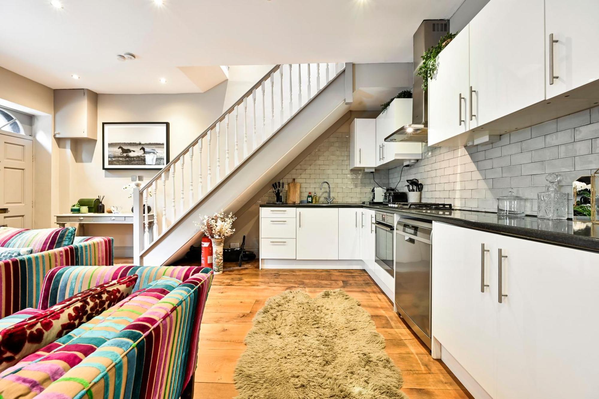 Magnificent 2 Bed Hyde Park Mews House Daire Londra Dış mekan fotoğraf