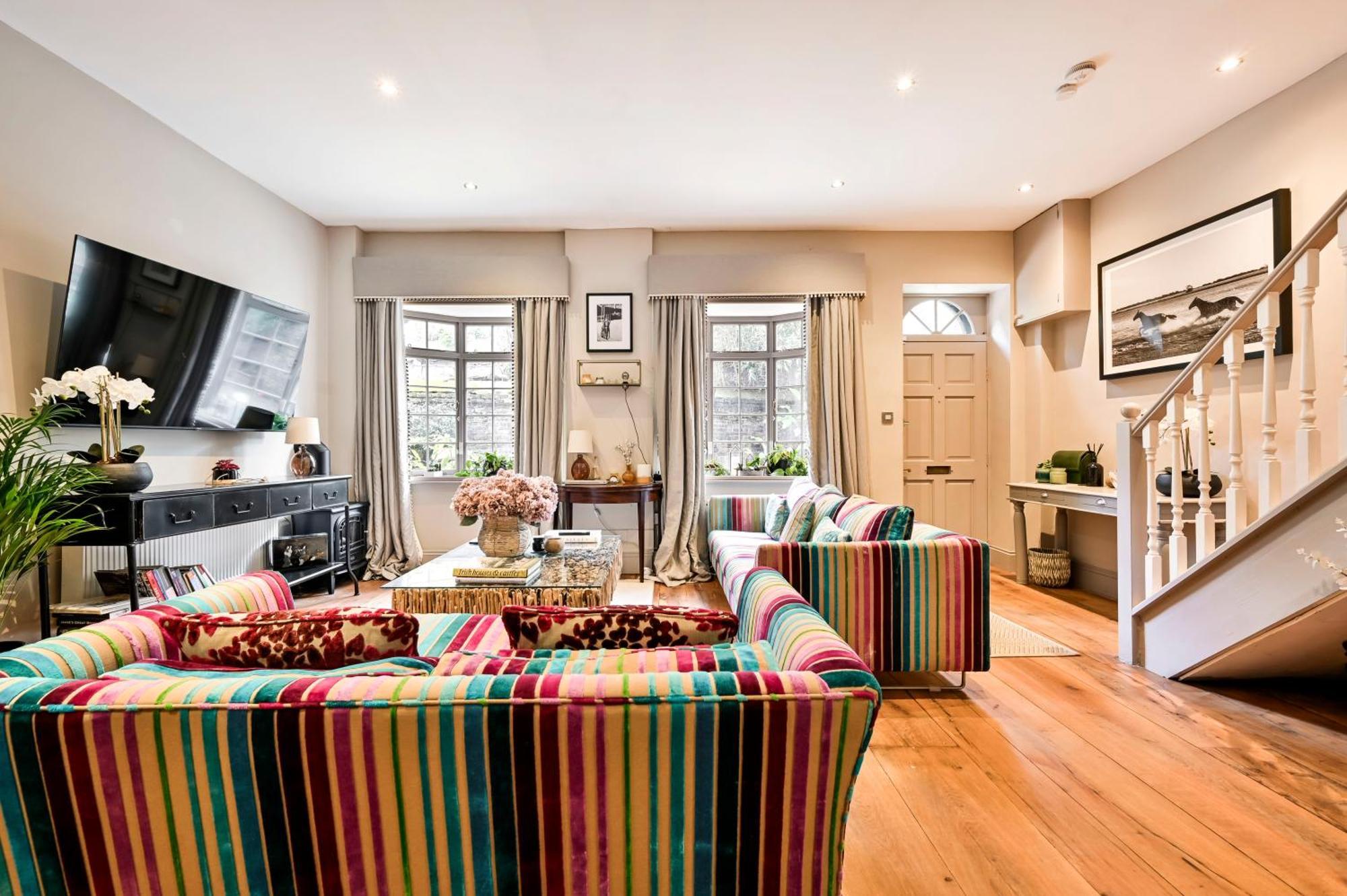 Magnificent 2 Bed Hyde Park Mews House Daire Londra Dış mekan fotoğraf