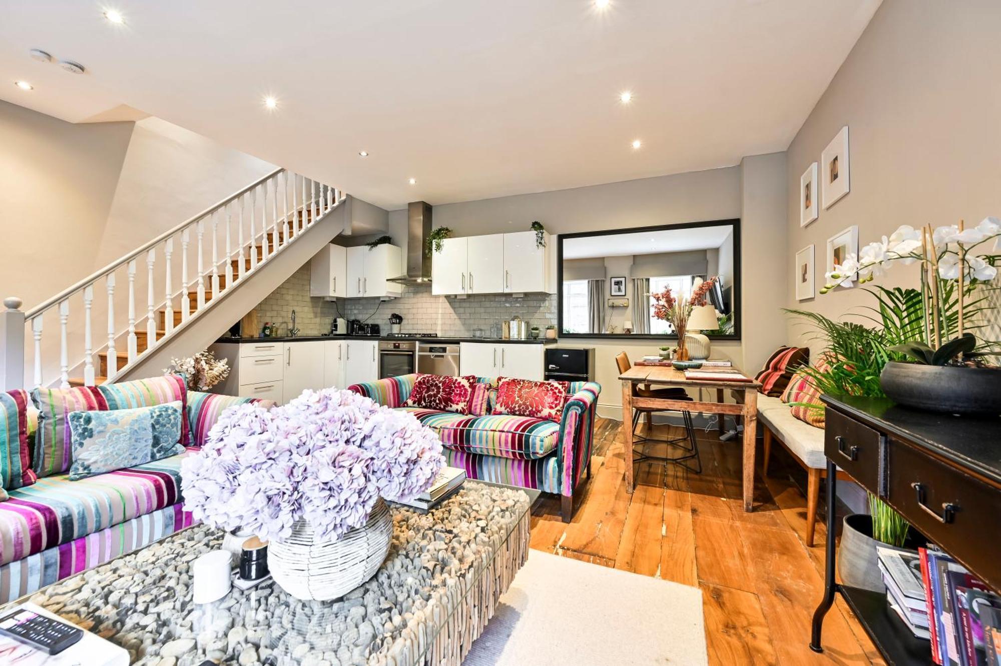 Magnificent 2 Bed Hyde Park Mews House Daire Londra Dış mekan fotoğraf